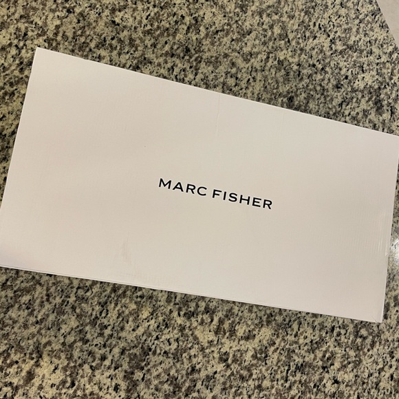 Marc Fisher Women’s Gabey Knee High Boot Size 8.5M - Picture 11 of 11